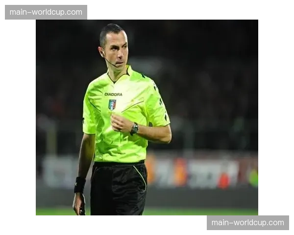 意甲官方公布第30轮裁判安排，焦点战将使用VAR辅助裁判